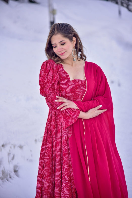 navya pink suit set