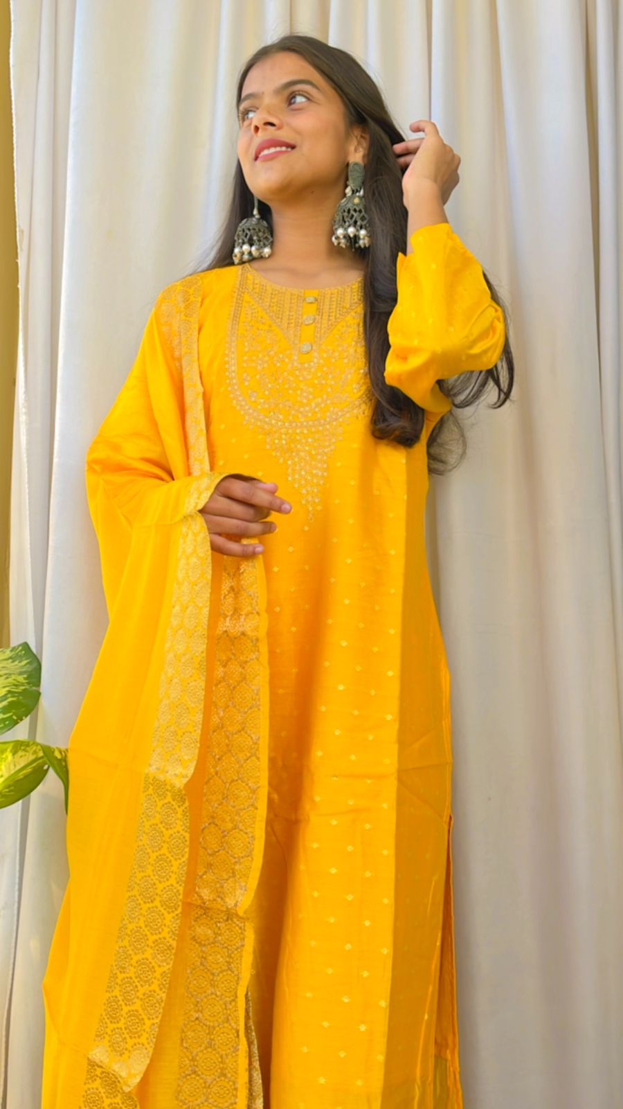 SALE: Haldi Ni Haldi Suit Set