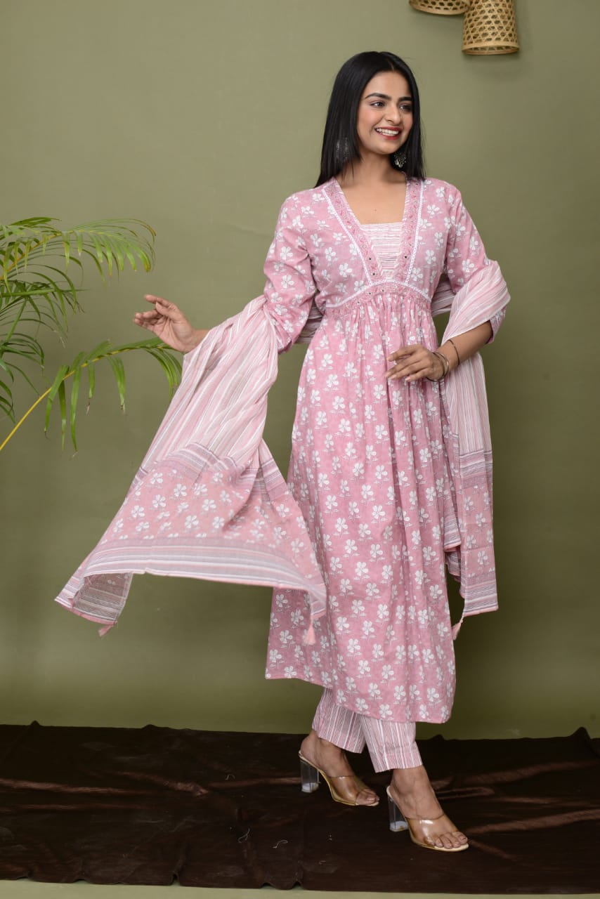Soothing Pink Lilys Premium Cotton Suit Set
