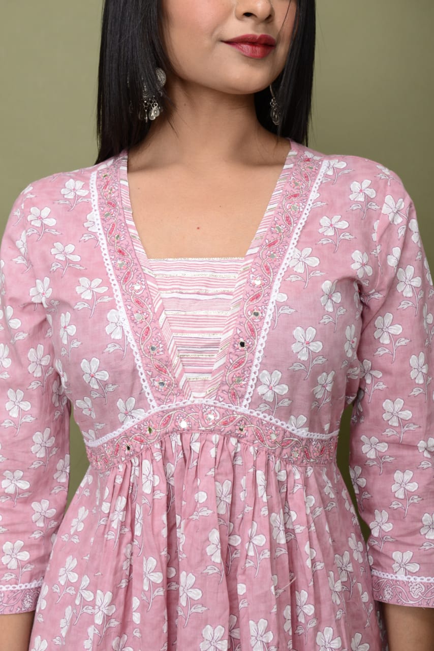 Soothing Pink Lilys Premium Cotton Suit Set